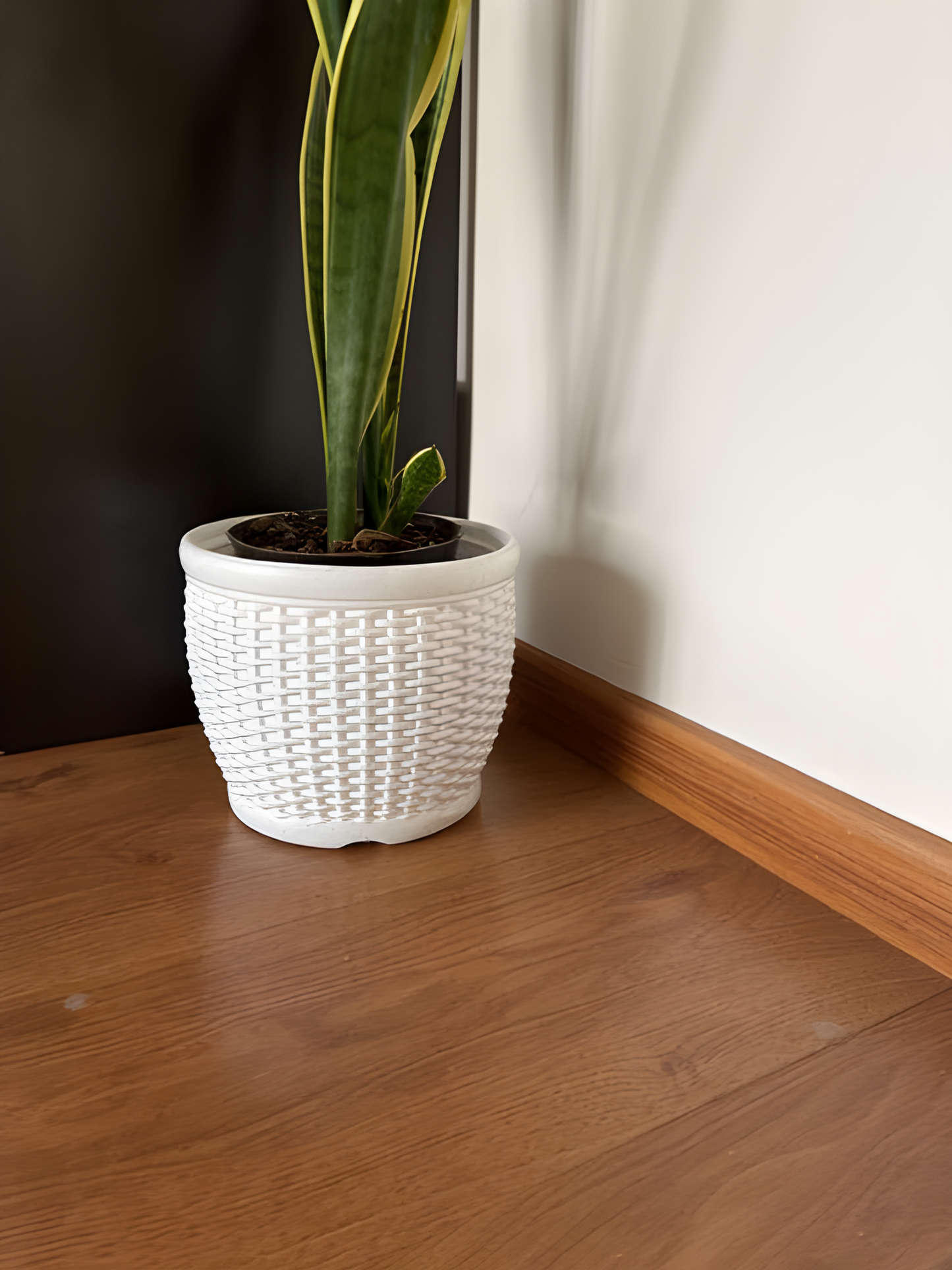 Woven Texture Plastic Planters