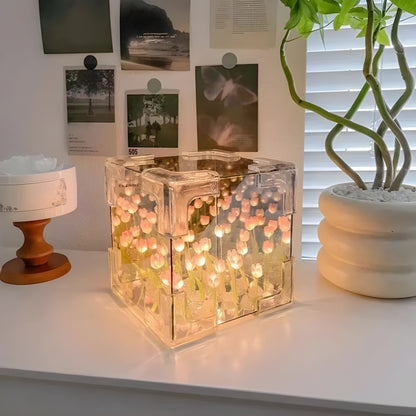 Tulip Cube Mirror Lamp